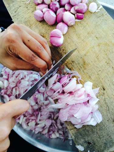 How to Slice Shallot for Thai Chili Dip and Fried Shallot