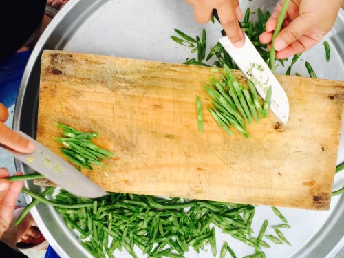 Slicing Technique for Snake Bean for Thai Salad