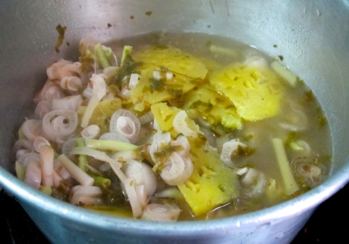 Phuket Tom Som - Phuket Sour Soup with Wild Vegetable
