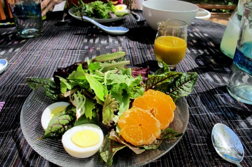 Mixed Salad Green, Hard-Boil Egg and Mandarin Orange with Sweet Chili Vinaigrette
